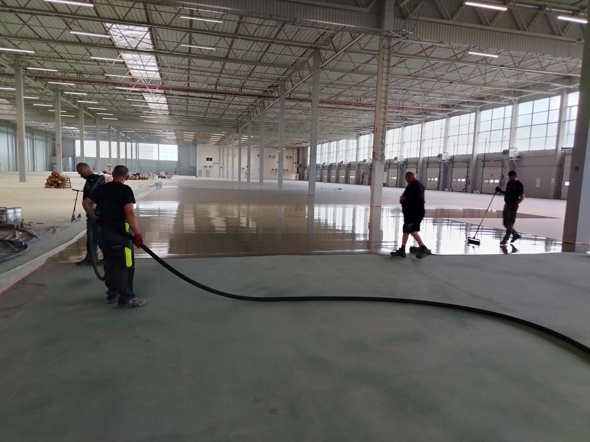 Podłoga samopoziomująca betonowa MFC Final 410 4-15mm 40Mpa Podłoga samopoziomująca betonowa MFC Final 410 4-15mm 40Mpa