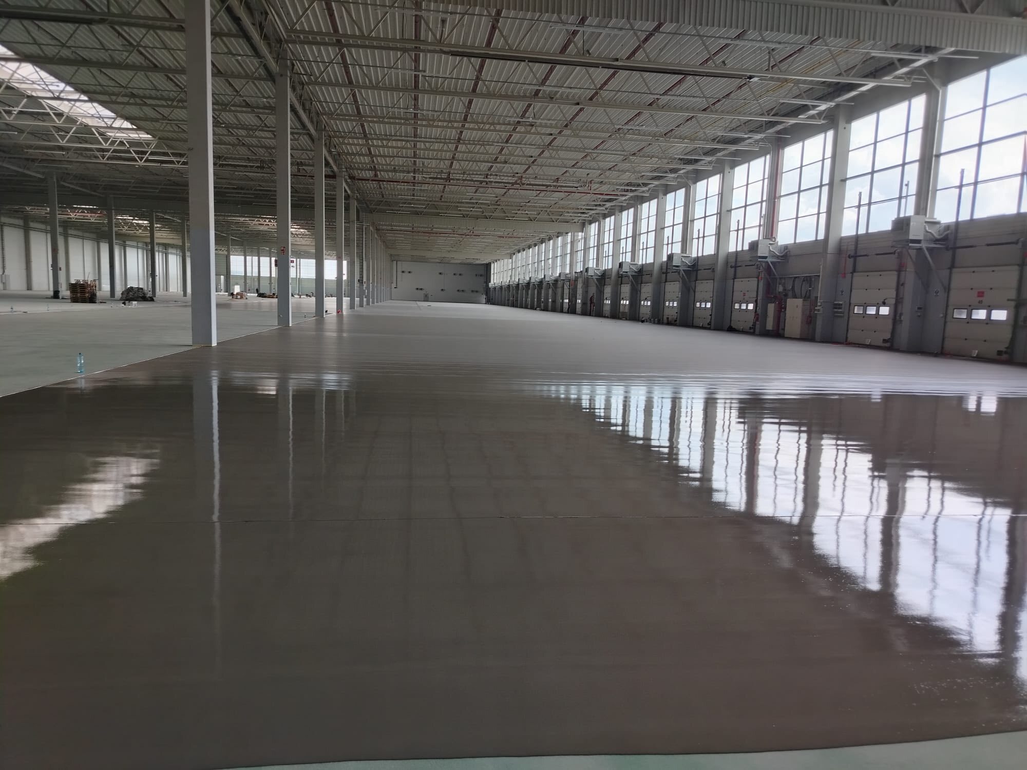 Podłoga samopoziomująca betonowa MFC Final 410 4-15mm 40Mpa Podłoga samopoziomująca betonowa MFC Final 410 4-15mm 40Mpa