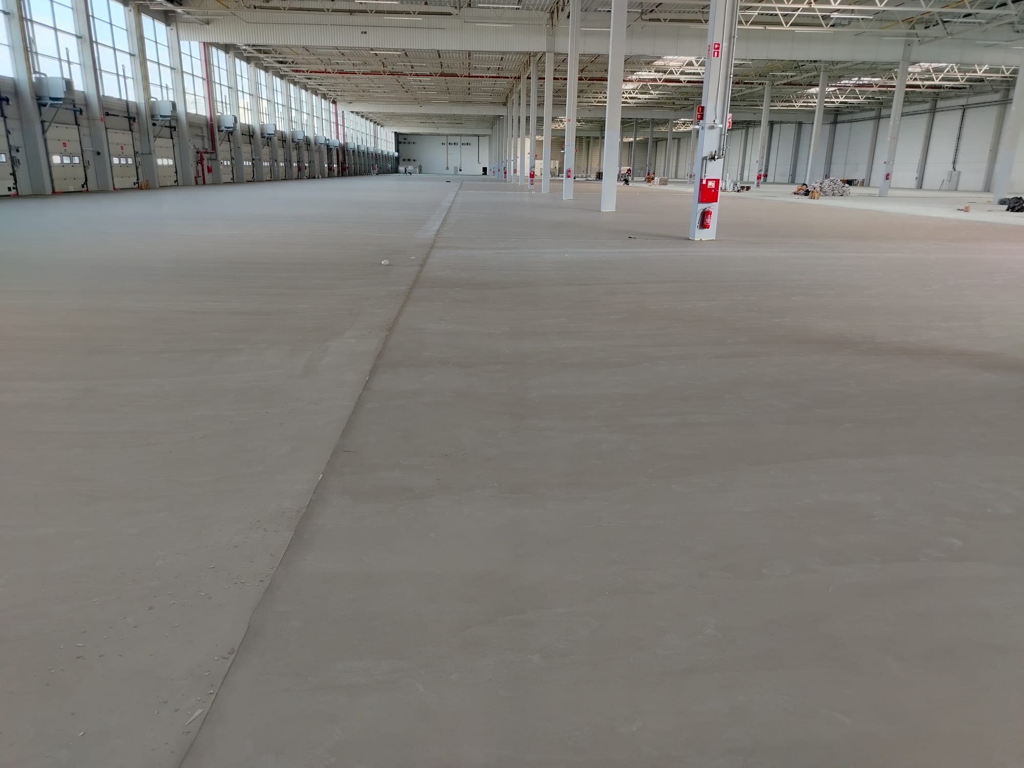 Podłoga samopoziomująca betonowa MFC Final 410 4-15mm 40Mpa Podłoga samopoziomująca betonowa MFC Final 410 4-15mm 40Mpa